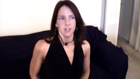 Hd- White Housewife Has Fun With - Black Bull