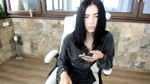 Romanian amateur webcam teen masturbate